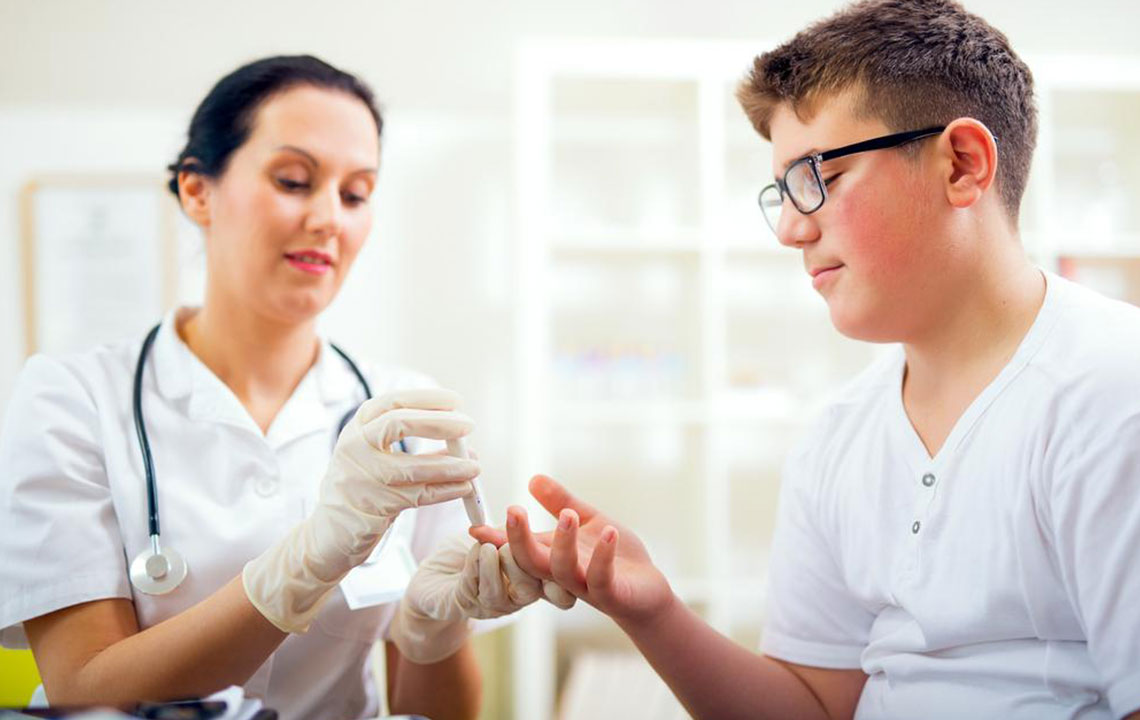 Here’s what you need to know about the connection between blood sugar level and blood pressure